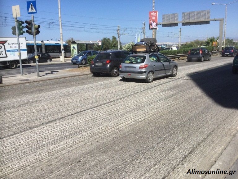 Ασφαλτοστρώνεται τμήμα της Λεωφόρου Ποσειδώνος