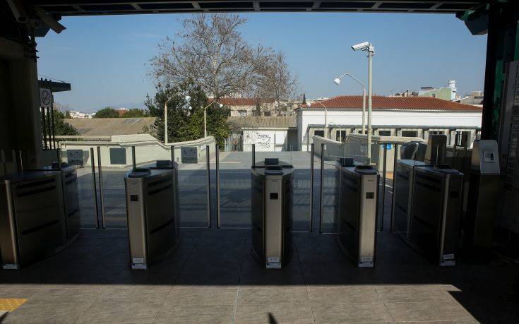 Βλάβες λόγω ζέστης στα εκδοτήρια εισιτηρίων του ΟΑΣΑ