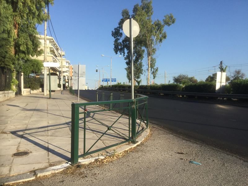 Αντικατάσταση τμήματος του κιγκλιδώματος της Λ. Ποσειδώνος