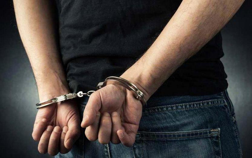Γλυφάδα: Αστυνομικός εκτός υπηρεσίας, συνέλαβε κλέφτη αυτοκινήτων