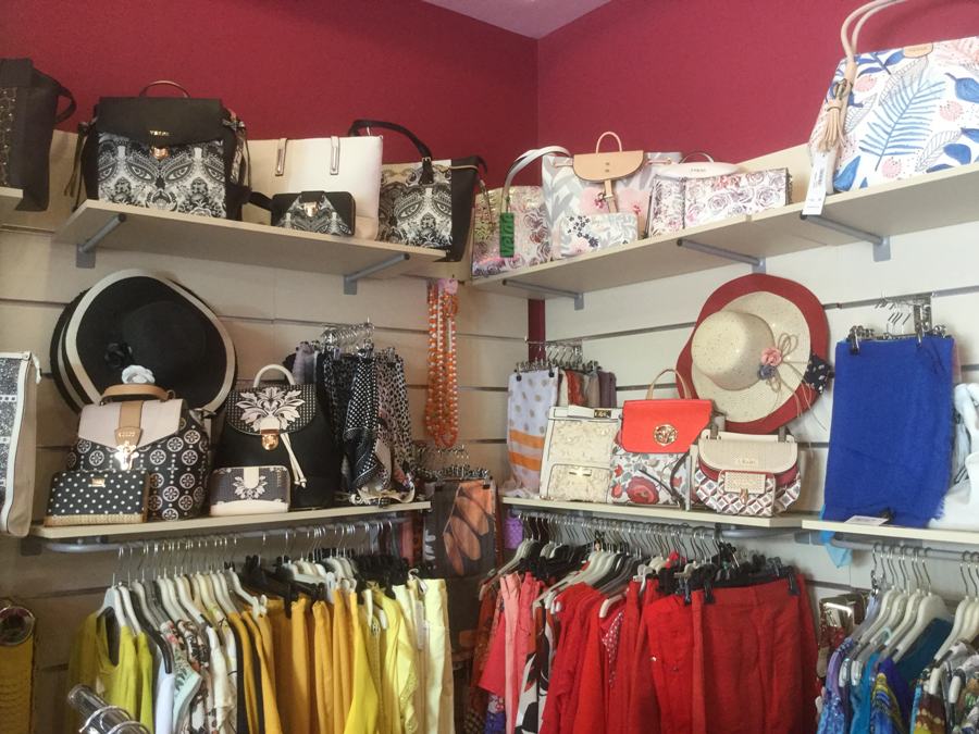 More than Styling: Εντυπωσιακά ρούχα και αξεσουάρ σε απίστευτες εκπτώσεις