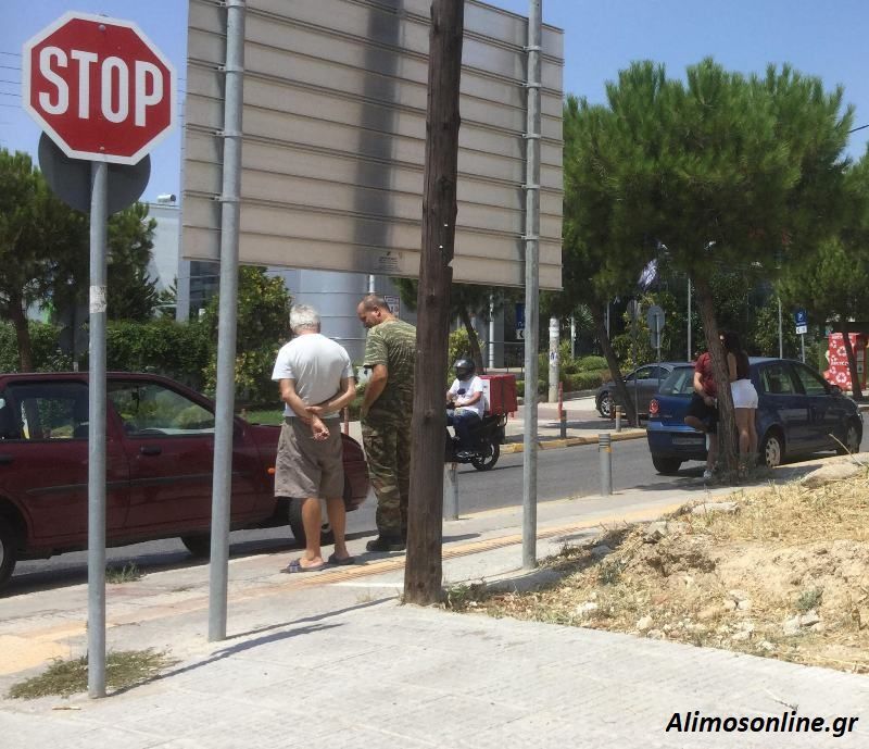 Τροχαίο ατύχημα στη Λ. Καλαμακίου