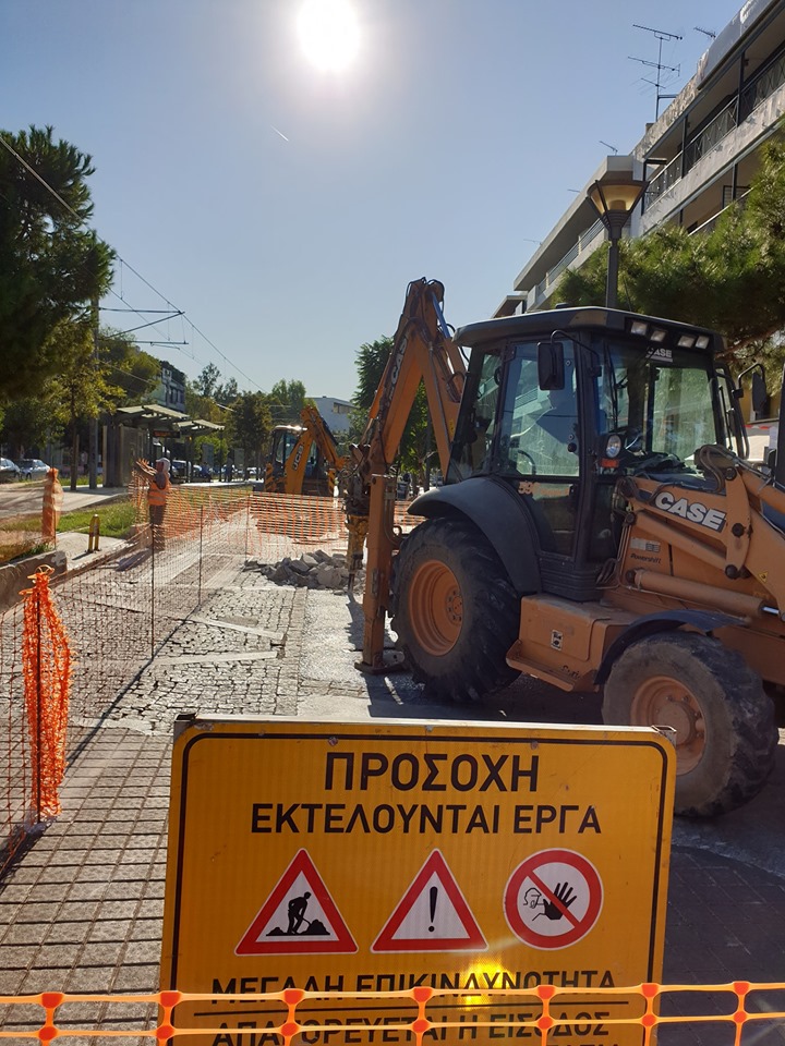 Γλυφάδα: Ξεκίνησαν και πάλι τα έργα στη Μεταξά