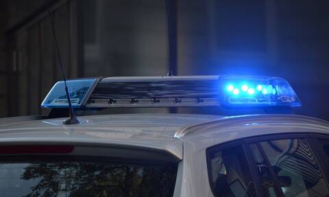 Παλαιό Φάληρο: Δύο άγνωστοι έβγαλαν από το αυτοκίνητό της μία νεαρή κοπέλα και το έκλεψαν
