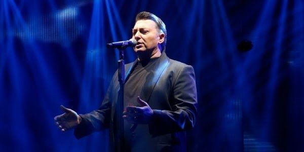 Νίκος Μακρόπουλος και Χρήστος Μενιδιάτης ξεκινούν στο Frangelico