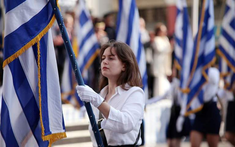 Τι ώρα ξεκινά η παρέλαση στη Λ. Καλαμακίου