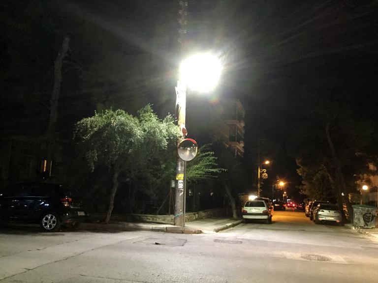 Συνεχίζεται η αντικατάσταση οδικού φωτισμού με τεχνολογία LED στον Αλίμο
