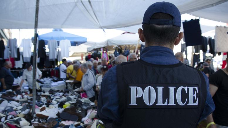 Εντατικοί έλεγχοι για το παρεμπόριο – Στο επίκεντρο η Αθήνα, η Γλυφάδα και η Καλλιθέα