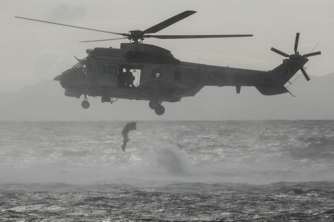Εντυπωσίασε η αεροπορική επίδειξη στον Φλοίσβο