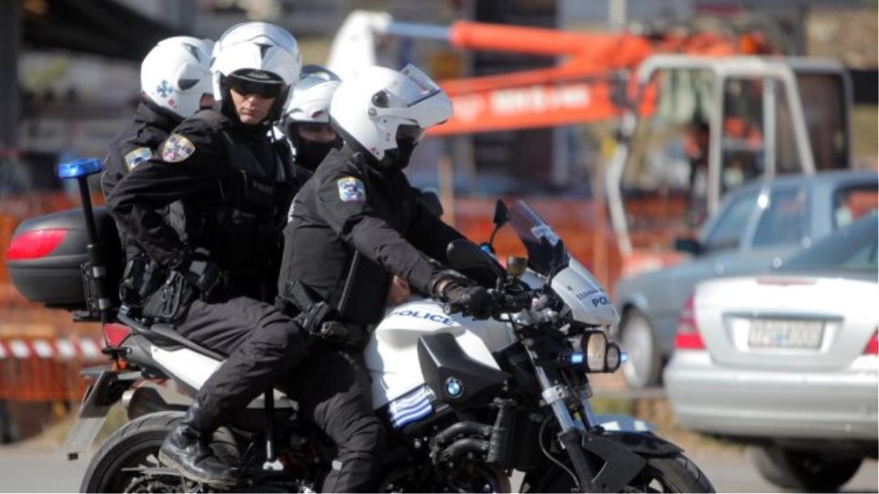 Ελληνικό: Συνελήφθη άνδρας για διαρρήξεις σε αυτοκίνητα
