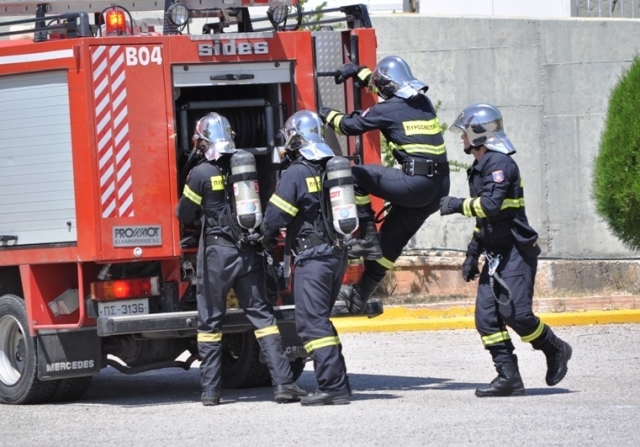 Φωτιά σε κατοικία στον Άγιο Δημήτριο