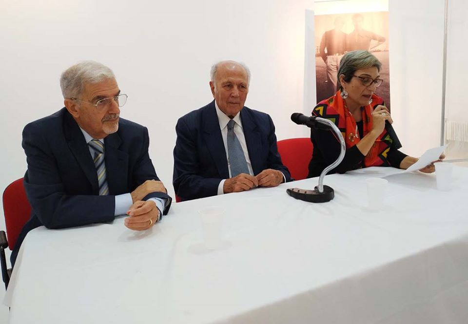 «Έφυγε» ο Εμμανουήλ Μικρογιαννάκης