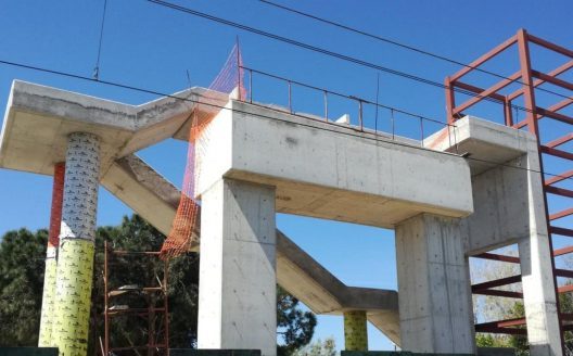Π. Φάληρο: Ψήφισμα του Δημοτικού Συμβουλίου για τη καθυστέρηση στην επανέναρξη εργασιών της πεζογέφυρας Παλαιού Φαλήρου