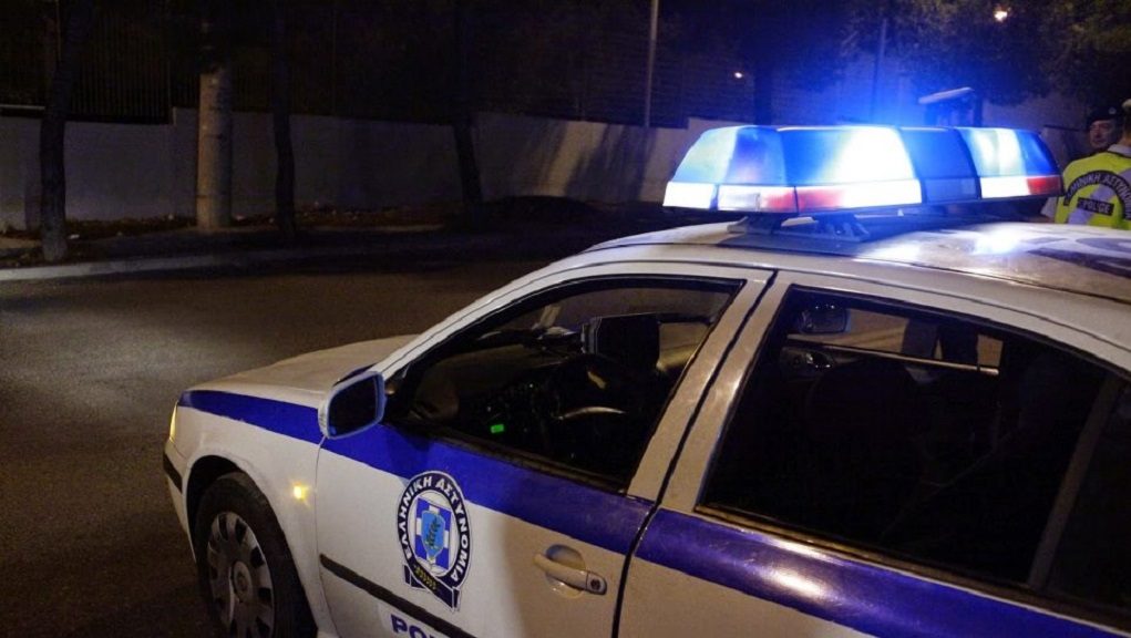 Βουλιαγμένη: Εξαρθρώθηκε σπείρα που διέπραττε κλοπές σε σταθμευμένα ΙΧ -Ο τρόπος δράσης τους