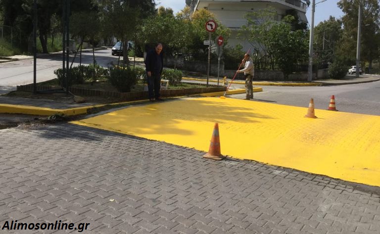 Συνεχίζονται οι εργασίες χρωματισμού οδοσήμανσης