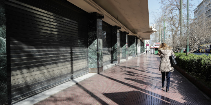 Άρση μέτρων: Πότε αναμένεται να ανοίξουν κομμωτήρια, καταστήματα και εστιατόρια