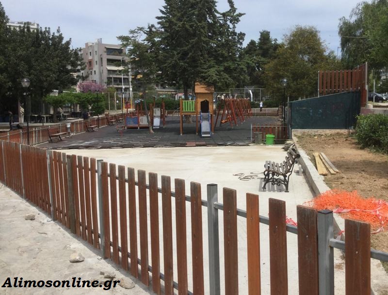 Επεκτείνεται η παιδική χαρά της πλατείας Καραϊσκάκη