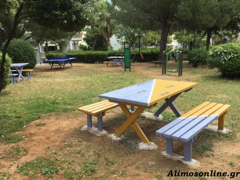 Ομόρφυνε και η πλατεία Εκτελωνιστών