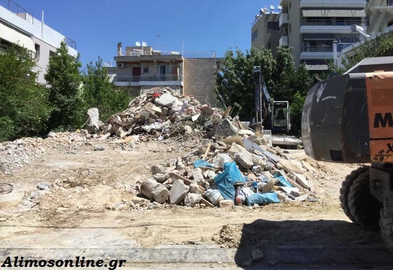Μία ακόμη μονοκατοικία αποτελεί παρελθόν στο Καλαμάκι