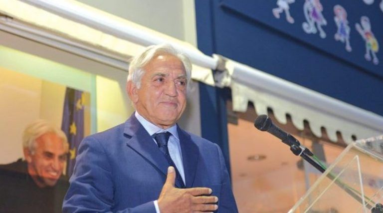 H συγχαρητήρια επιστολή του Διονύση Χατζηδάκη στον Ανδρέα Κονδύλη σχετικά με τη Μαρίνα Αλίμου