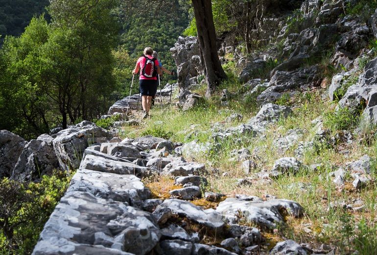 Δίκτυο 6 μονοπατιών μήκους 90 χιλιομέτρων θα δημιουργηθεί στον Υμηττό