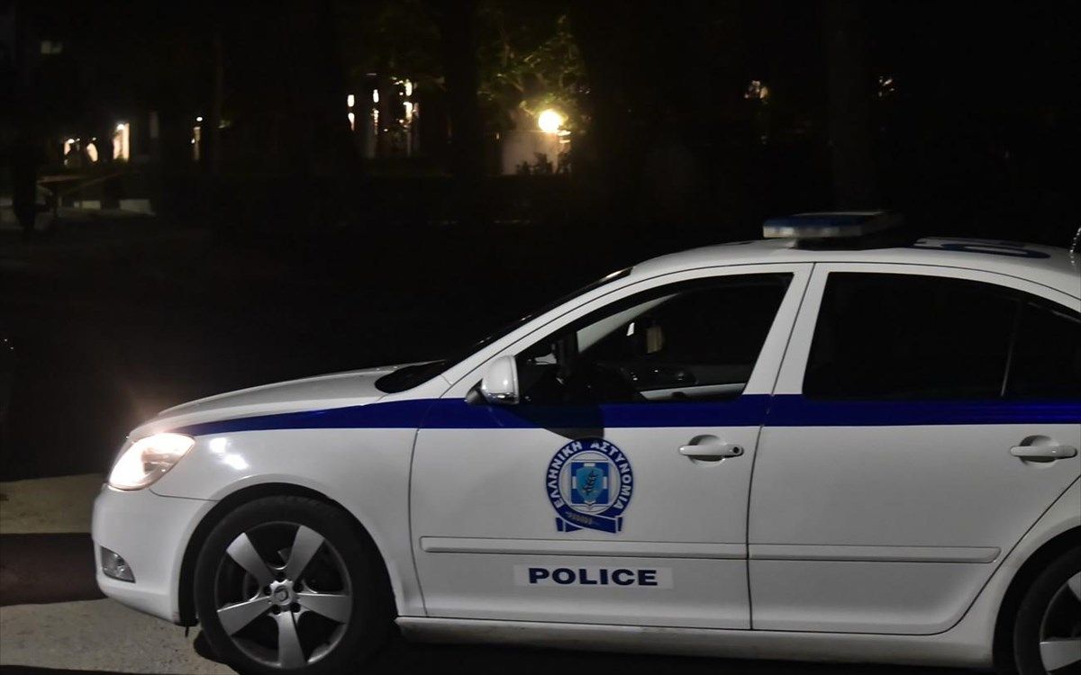Μαφιόζικο χτύπημα στη Βούλα: Ο επιχειρηματίας είχε δύο ταυτότητες και μεγάλο χρηματικό ποσό