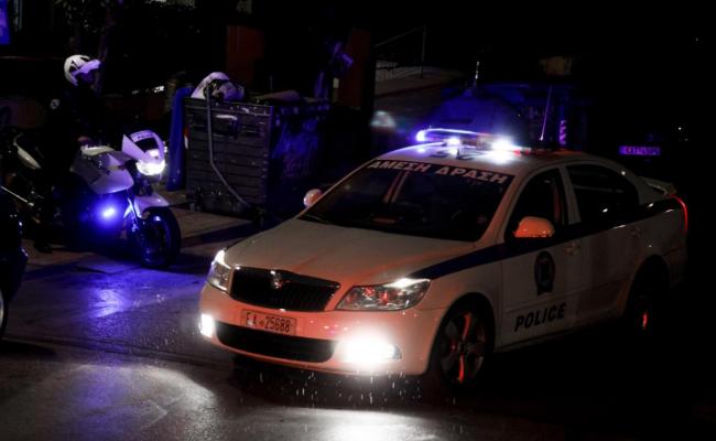 Εγκλημα στη Βούλα: Είχε εκδοθεί ένταλμα σύλληψης σε βάρος του θύματος