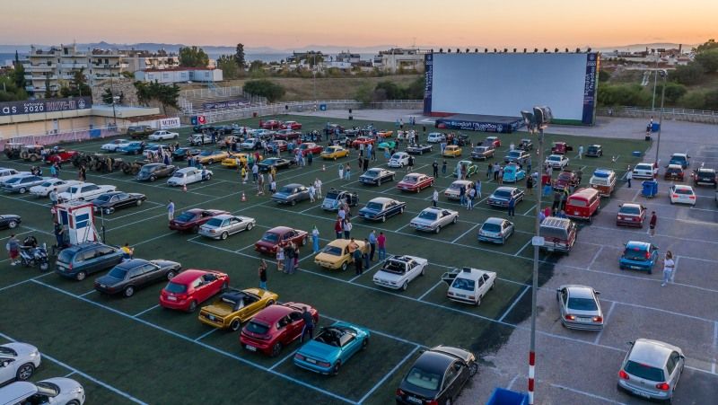 Με εκλεκτές ταινίες συνεχίζεται το Drive In Festival στη Γλυφάδα
