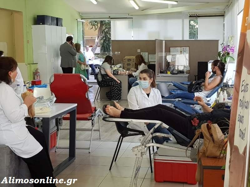 Πολλοί ήταν οι Αλιμιώτες και οι Αλιμιώτισσες που αιμοδότησαν σήμερα