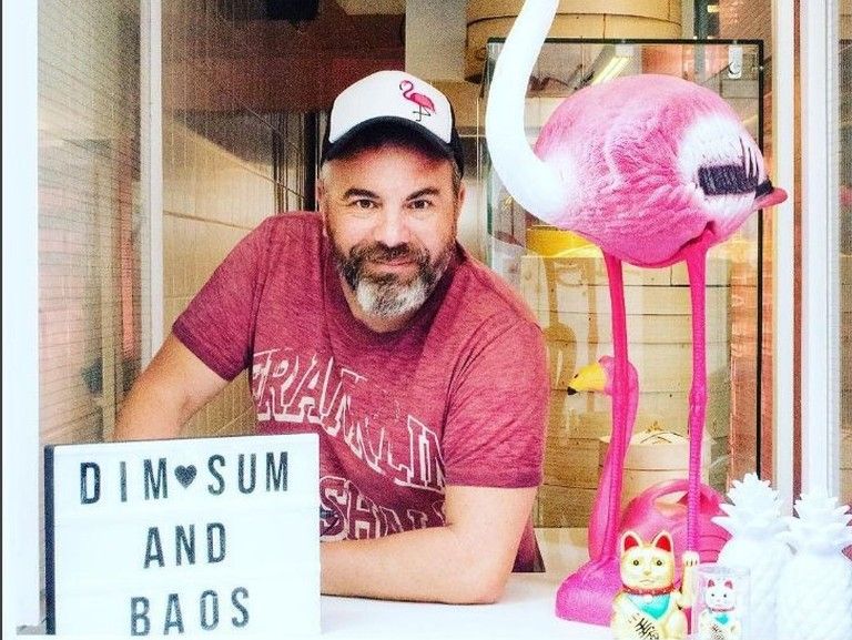 Το Pink Flamingo και ο  Βασίλης Καλλίδης «κατεβαίνουν» στα Νότια Προάστια