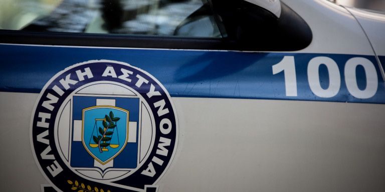 Νεκρή γυναίκα εντοπίστηκε με τραύμα στον λαιμό - Οι πρώτες ενδείξεις αναφέρουν πως πρόκειται για μία άστεγη