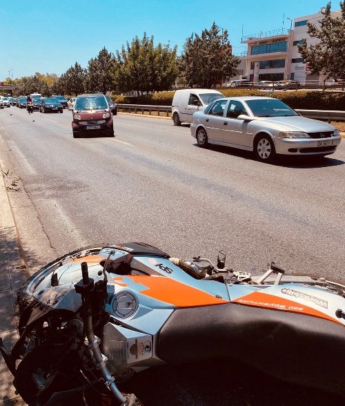 Τροχαίο δυστύχημα στη λεωφόρο Βουλιαγμένης