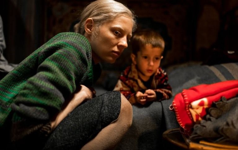 «Ένα ψηλό κορίτσι», έως και την Πέμπτη στο Cine Άλιμος