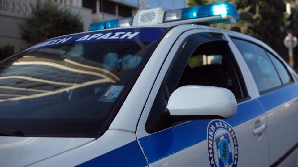 Σοκ στην Καλλιθέα: 58χρονη ζούσε με τη νεκρή μητέρα της -Είχε βάλει τη σορό της μέσα στην ντουλάπα