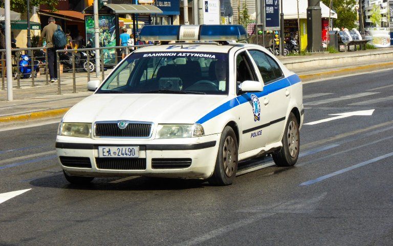Αργυρούπολη: Πώς ο νεαρός ειδικός φρουρός «μπούκαρε» στο σπίτι του επιχειρηματία, τον εκβίασε και του άρπαξε 40.000 ευρώ