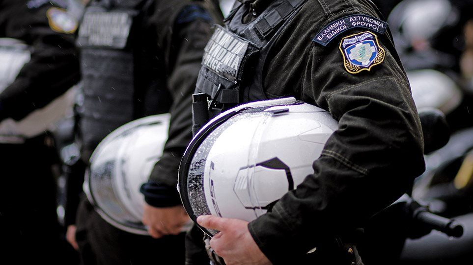 Νέο δυστύχημα στην παραλιακή – Νεκρός ένας αστυνομικός της ομάδας ΔΙ.ΑΣ