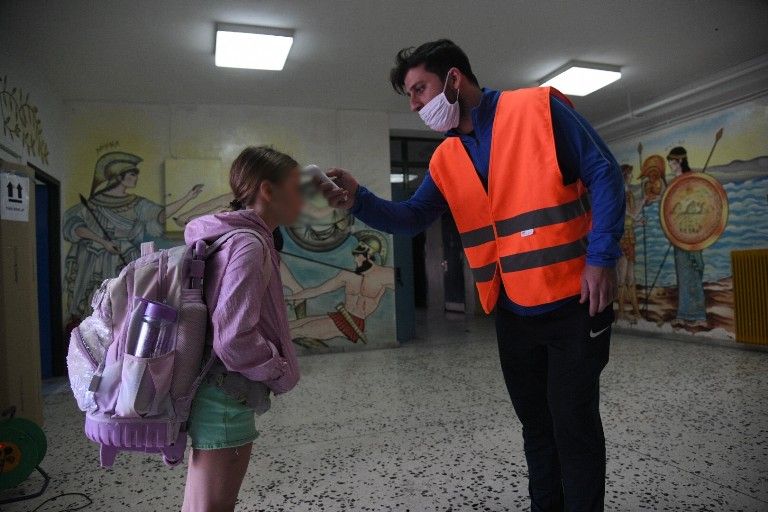 Δήμαρχος Γλυφάδας: Παρά το κρούσμα στο 5ο Δημοτικό, κανένας δάσκαλος δεν έκανε τεστ κορωνοϊού