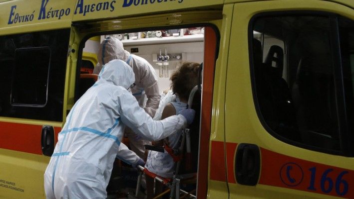 Εκκενώθηκε γηροκομείο στη Γλυφάδα που εντοπίστηκαν κρούσματα κορωνοϊου