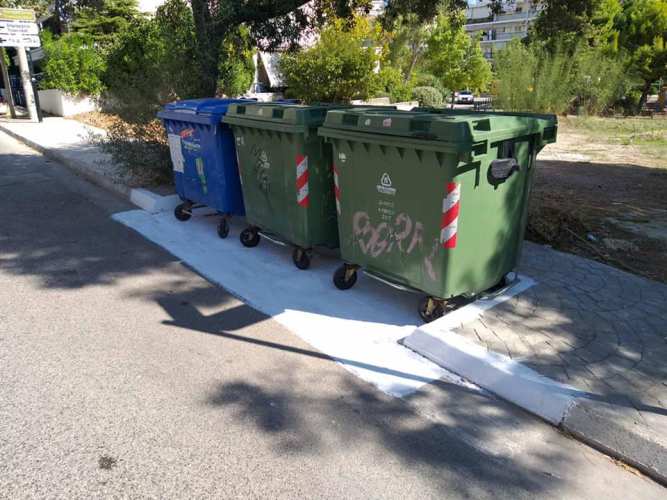 Ξεκίνησε το ασβέστωμα στις εσοχές των κάδων του Αλίμου