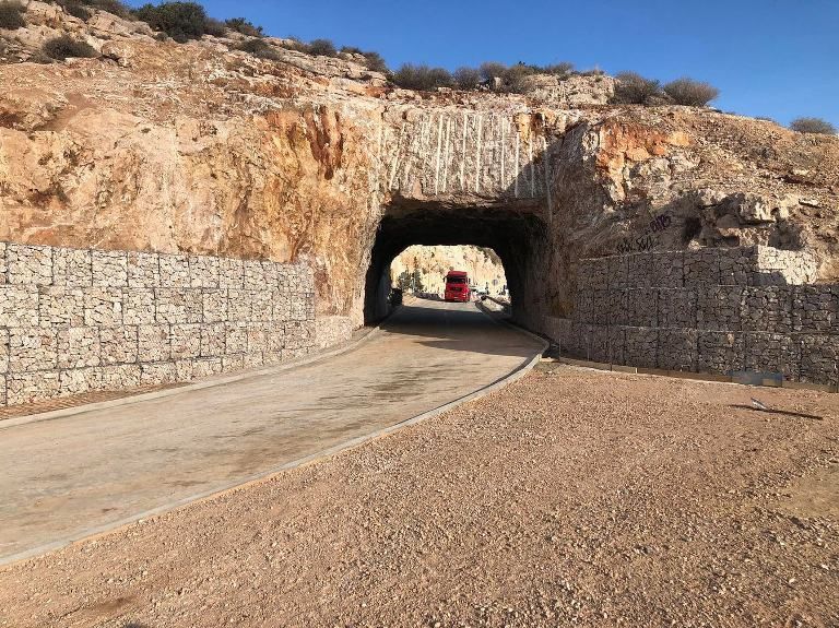 Η πορεία των εργασιών στις «Τρύπες του Καραμανλή»
