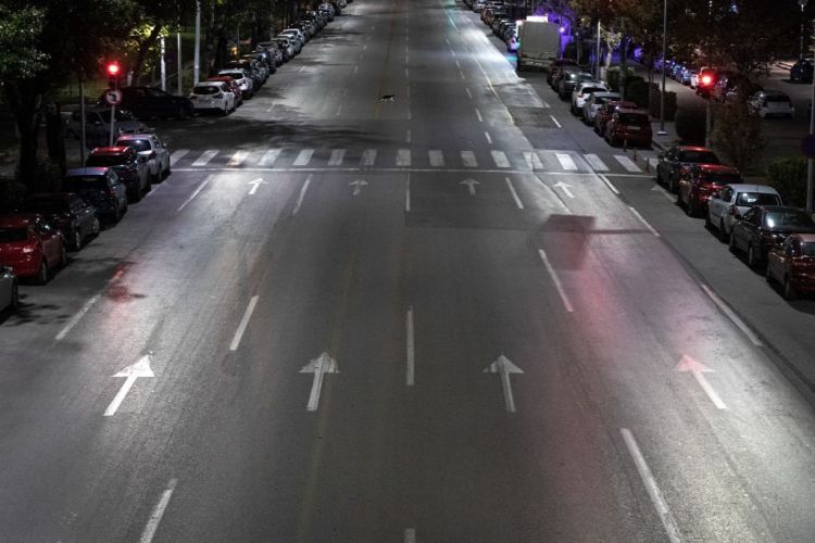 Οδηγός για την απαγόρευση κυκλοφορίας 21:00 με 5:00 -Τι πρέπει να γνωρίζετε για sms, delivery, σούπερ μάρκετ