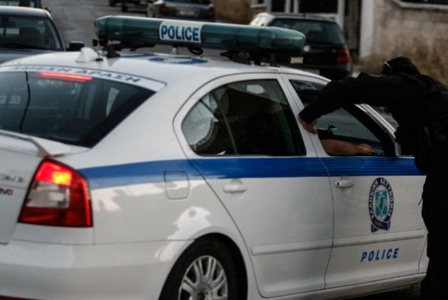 Εξαρθρώθηκε εγκληματική οργάνωση διακίνησης ναρκωτικών στα Νότια Προάστια