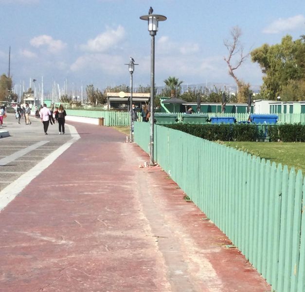 Nέα φωτιστικά θα τοποθετηθούν στην παραλία