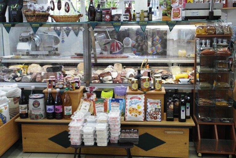 Τούνελ: Το αγαπημένο Πολίτικο delicatessen  