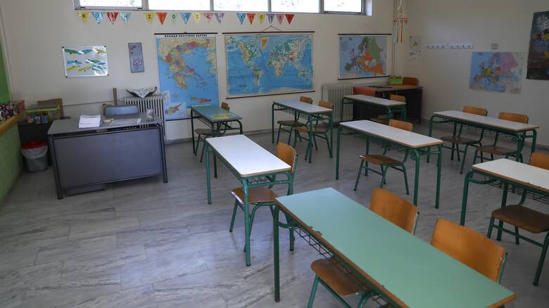 Σχολεία: Σενάρια να ανοίξουν όλες οι βαθμίδες στις 7 Δεκεμβρίου εξετάζει η κυβέρνηση