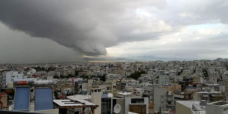 Η θέα από τον Λόφο Πανί