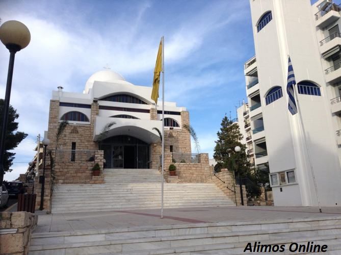 Οι εκκλησίες θα ανοίξουν μόνο τα Χριστούγεννα και τα Φώτα