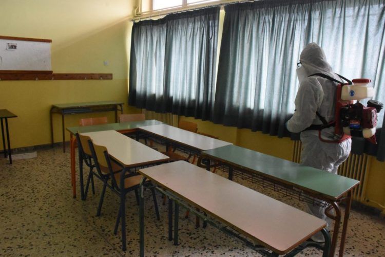 Μαθητής στο 10ο Δημοτικό Γλυφάδας είναι θετικός στον κορωνοϊο