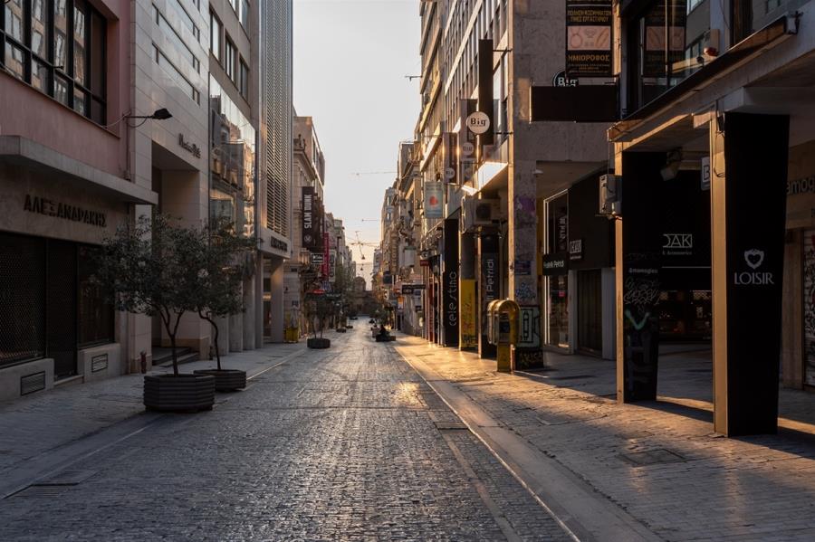 Οι επιδημιολόγοι εισηγούνται για σκληρό lockdown στην Αττική