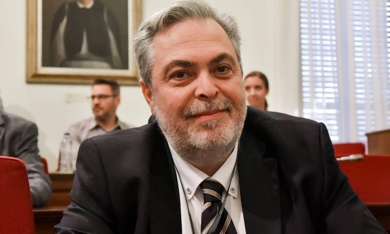 Ο Αλιμιώτης Πρόεδρος του ΕΟΦ, Δημήτρης Φιλίππου, μίλησε στο Alimos Online
